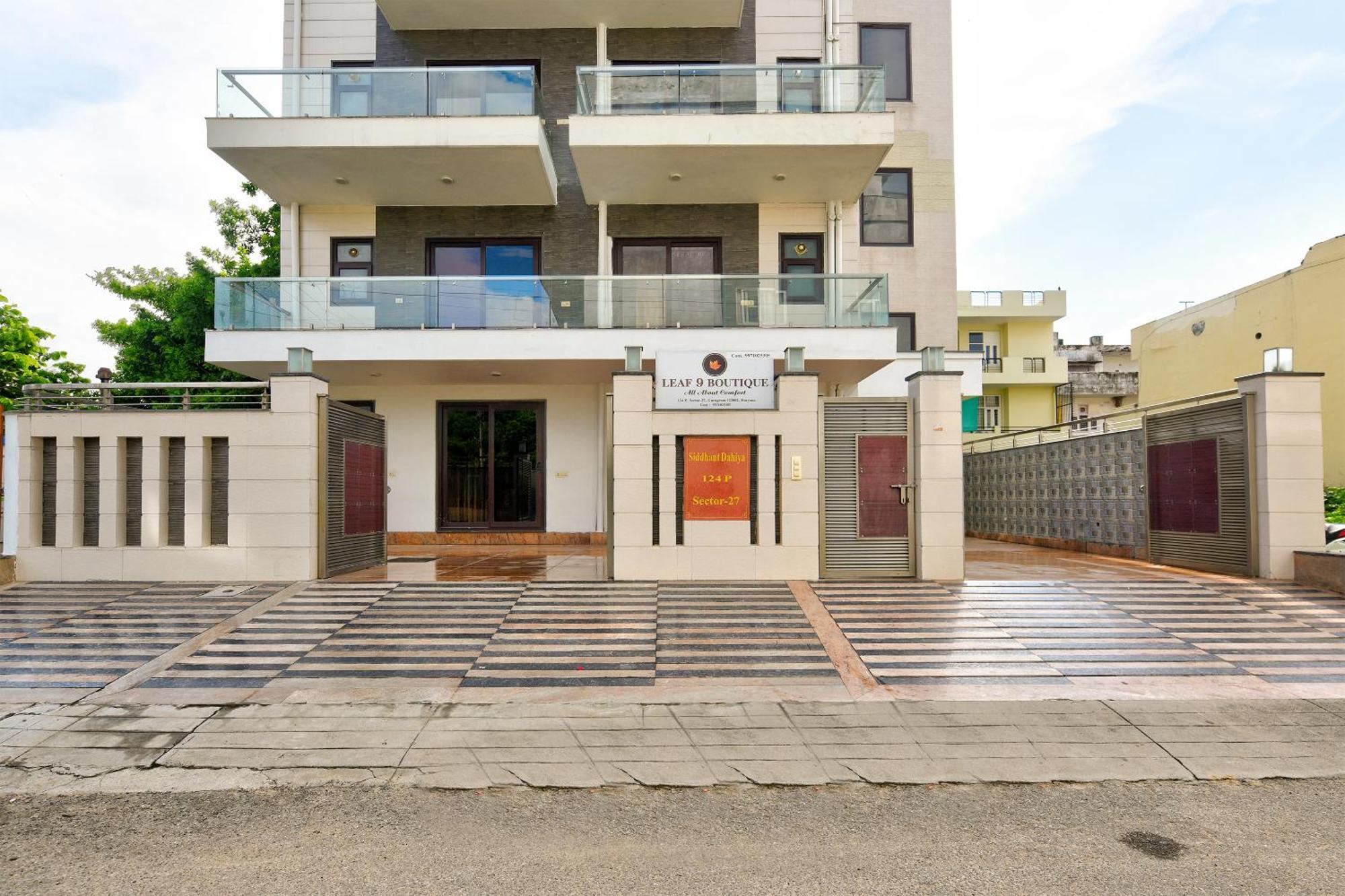 גורגאון Hotel Leaf 9 Boutique, Near Golf Course Road And Galleria Market מראה חיצוני תמונה