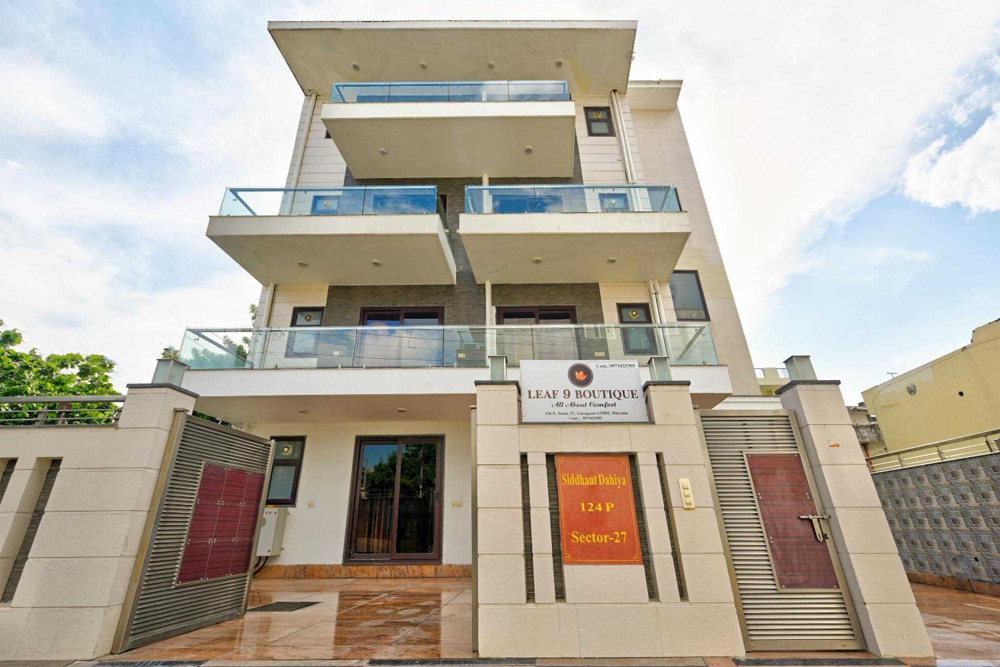 גורגאון Hotel Leaf 9 Boutique, Near Golf Course Road And Galleria Market מראה חיצוני תמונה